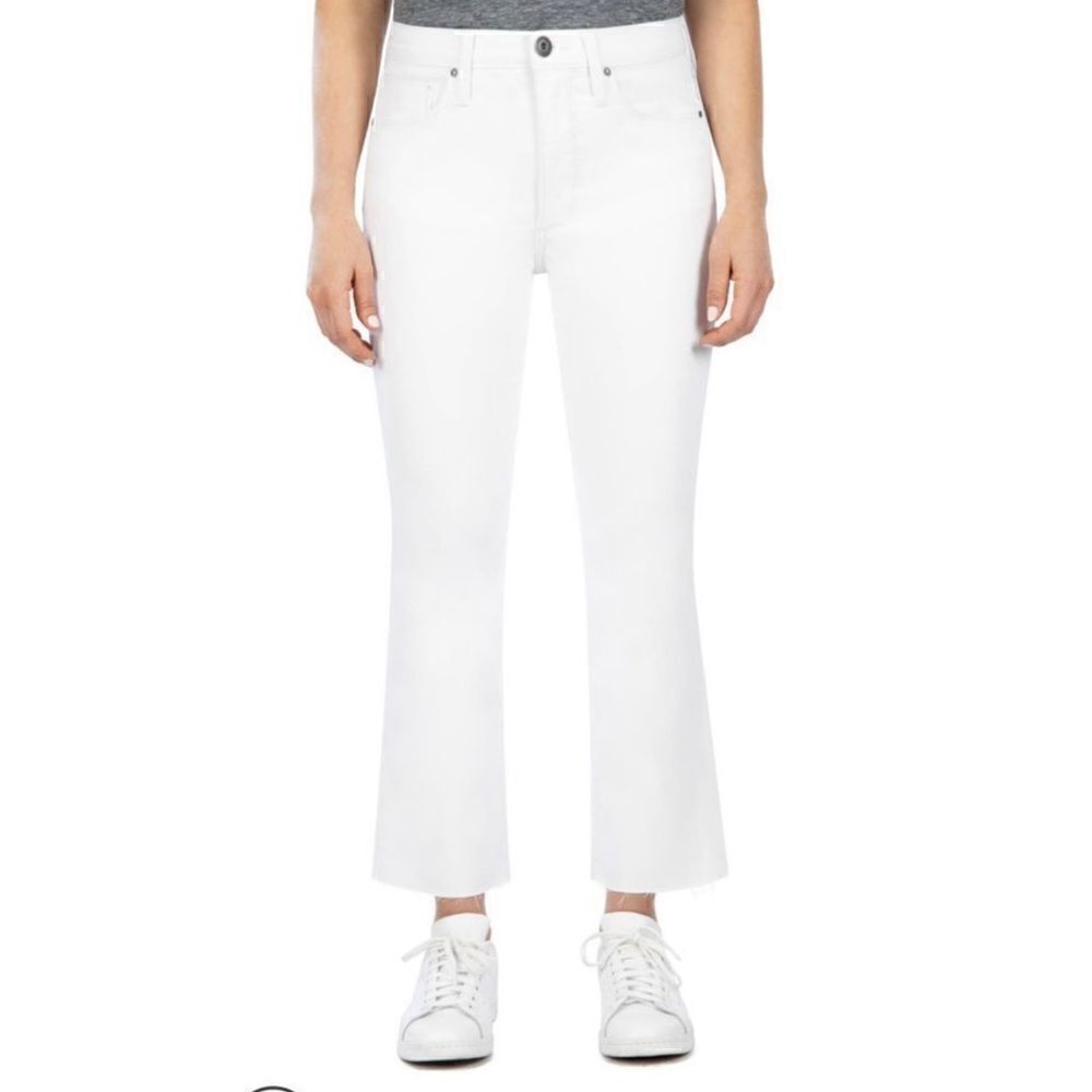 WHETHERLY Daniel High Rise Bootcut White Jeans. Size 28/6